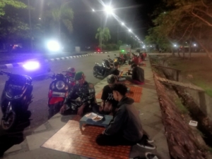 Babinsa Taliwang Terus Gencarkan Patroli Malam untuk Antisipasi Gangguan Keamanan