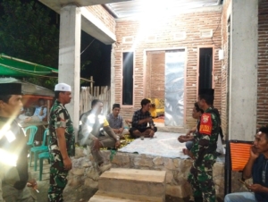 Koramil 1608-05/Donggo dan Tokoh Masyarakat Sinergi Jaga Keamanan Desa Mbawa