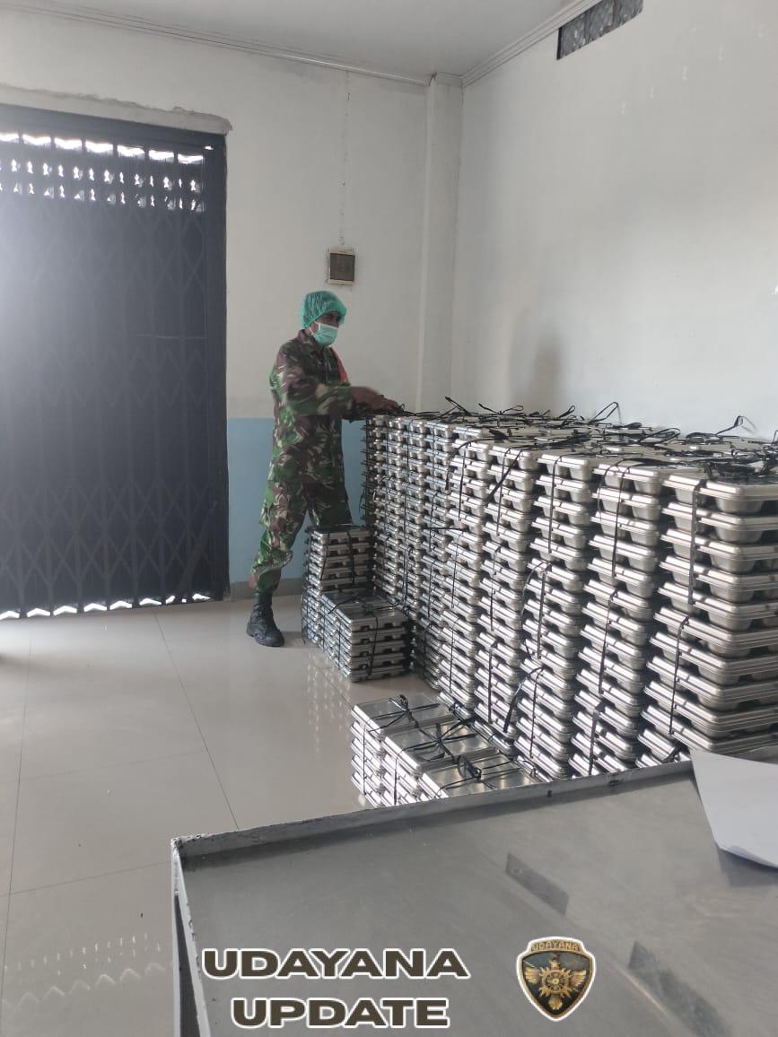 Koptu Mesak Foeh Pastikan Distribusi Makanan Sehat di Pantai Baru Berjalan Lancar