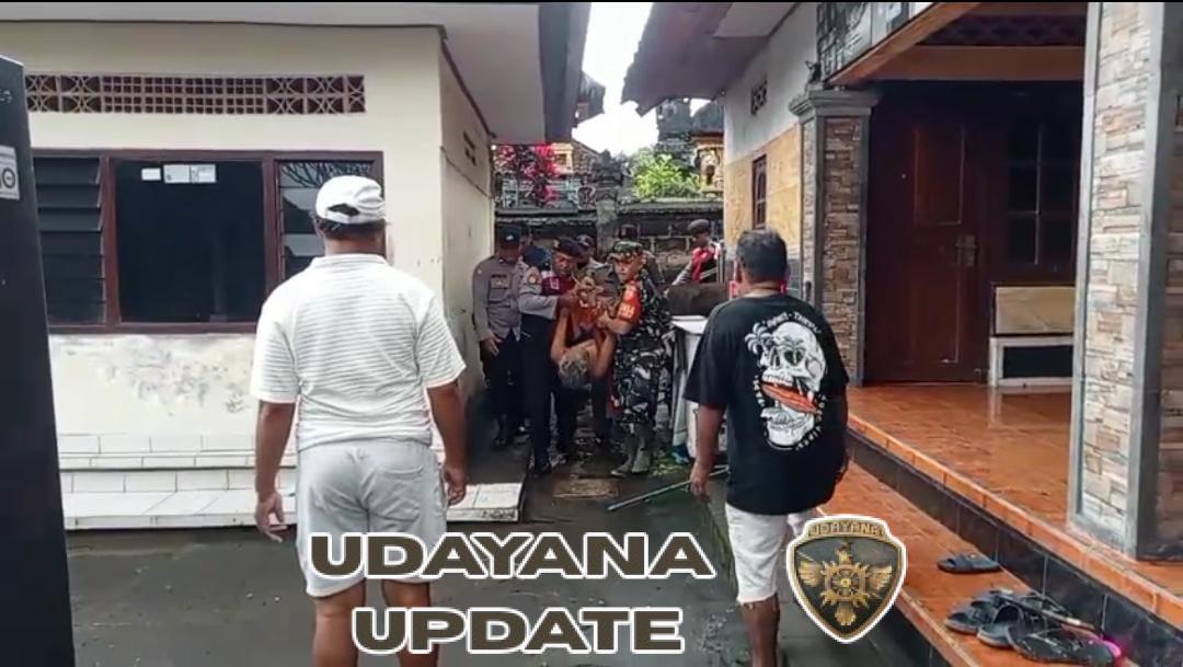 ODGJ Di Dusun Kangin Dievakuasi Ke RSJ Bangli, Babinsa Bakas Kawal Proses Evakuasi