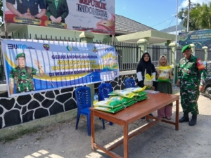 Koramil 1608-07/Monta Gelar Gerakan Pangan Murah, Warga  Antusias Belanja Sembako Terjangkau