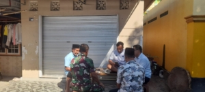 Sertu Dahlan Ajak Warga Seteluk Tengah Jaga Keamanan Lewat Komsos