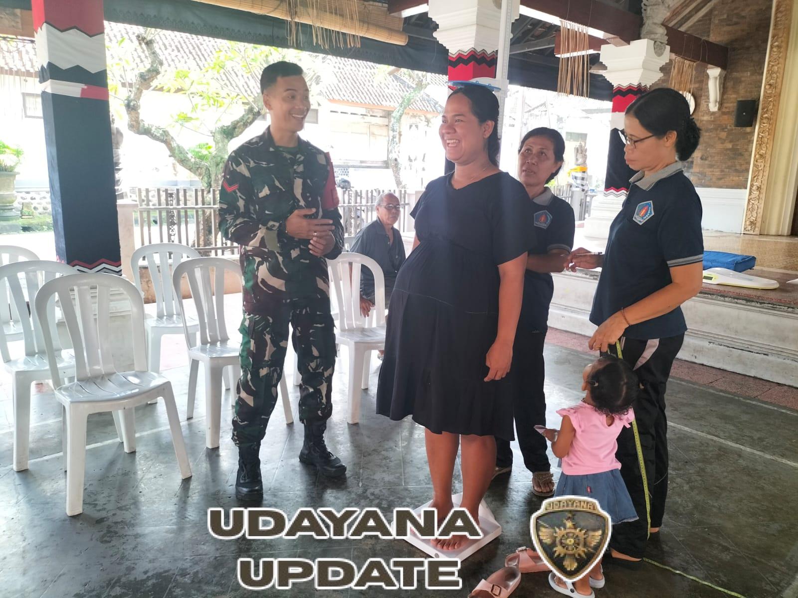 Wujudkan Kesehatan Masyarakat Yang Optimal, Babinsa Semarapura Kauh Aktif Dampingi Posyandu ILP