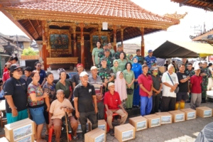 Wujud Kepedulian TNI, Kodam IX/Udayana Hadirkan Layanan Bakti Kesehatan