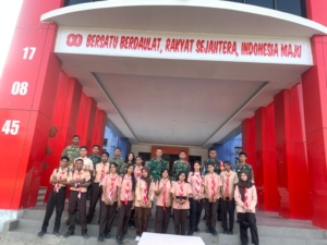 Sinergi TNI dan Generasi Muda: Patroli Gabungan Kodim 1603/Sikka dan Saka Wira Kartika