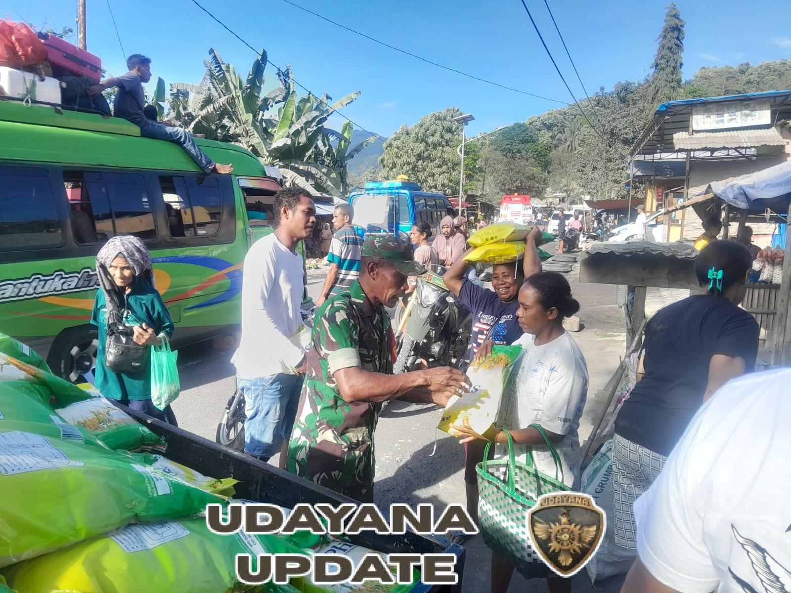 Gerakan Pangan Murah: Kodim 1624/Flotim dan BULOG Salurkan Beras SPHP di Desa Boru