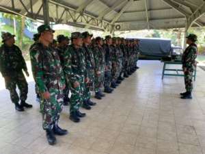 Pelihara kemampuan Prajurit, Kodim 1623/Karangasem gelar latihan menembak.