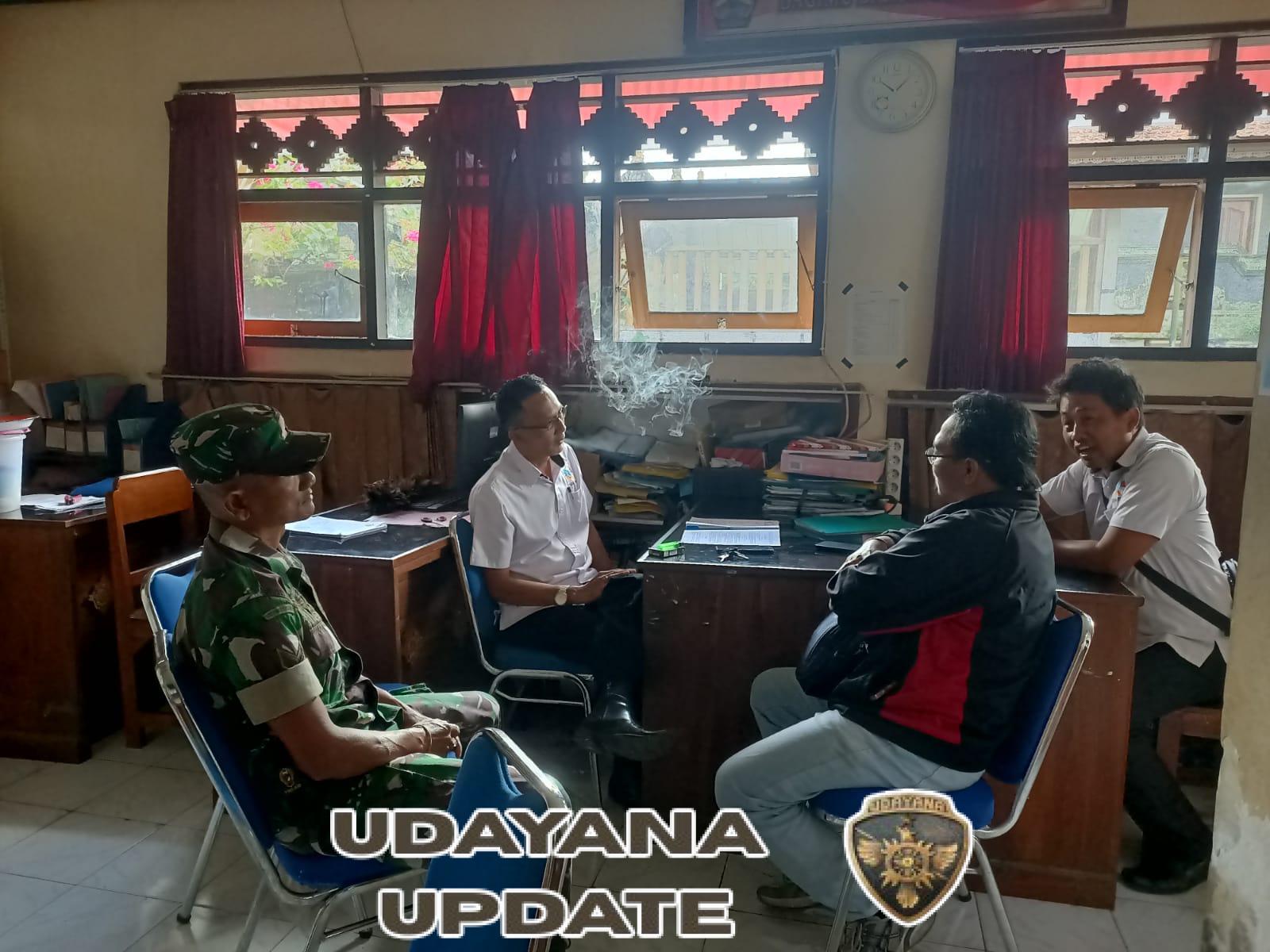 Babinsa Desa Abuan Laksanakan Komsos Bersama Staf Desa, Perkuat Sinergi di Wilayah Binaan