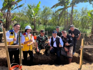 Peletakan Batu Pertama Bedah Rumah di Bangli, Dipimpin Langsung Danrem 163/Wira Satya