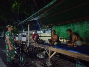 ‎Serda I Wayan Sukartha Ingatkan Warga Labuhan Haji Waspada Tindak Kejahatan