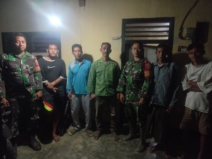 ‎Anggota Koramil Ropang Rutin Patroli, Pastikan Lingkungan Tetap Kondusif