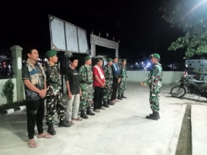 Serka Sahlan Pimpin Patroli Siskamling Cegah Gangguan Keamanan di Wilayah Monta