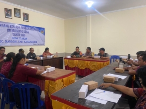 Babinsa Desa Ulakan hadiri rapat Musrenbangdes, wujud dukung pembangunan demi kemajuan Desa.