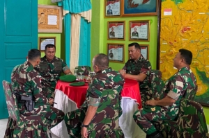 Satgas Pamtas RI-RDTL Sektor Timur Yonif 741/GN Terima Kunjungan Kerja Dari Komandan Pusat Kesenjataan Infanteri