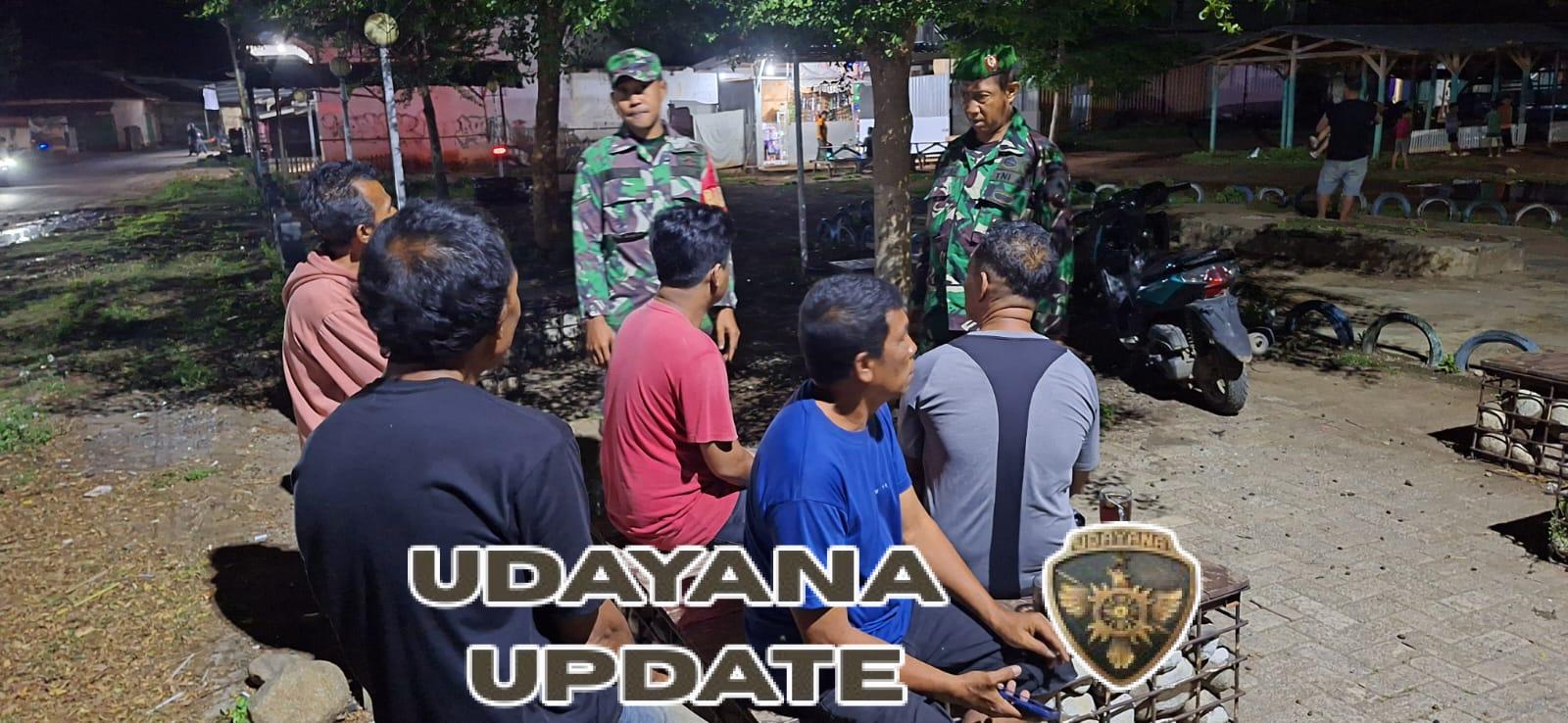 ‎Anggota Koramil 1607-02/Empang Tingkatkan Keamanan Lewat Patroli Malam