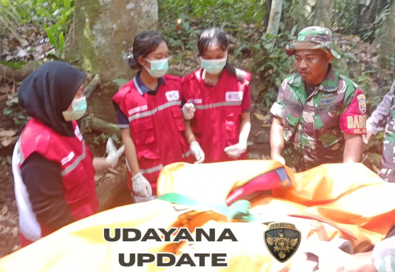Babinsa dan Aparat Gabungan Berhasil Temuan Jenazah di Sungai Yeh Penet dalam Upaya Penanganan Bencana
