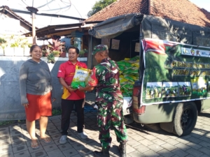 Gerakan Pangan Murah Kodim 1609/Buleleng Disambut Antusias Warga Seririt