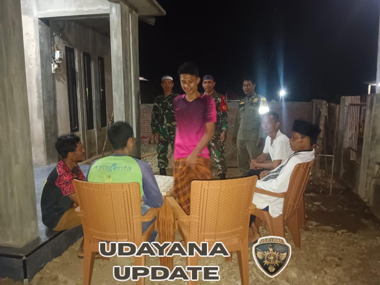 Serka Juanda Babinsa Desa Sai Pimpin Patroli Siskamling untuk Cegah Gangguan Keamanan