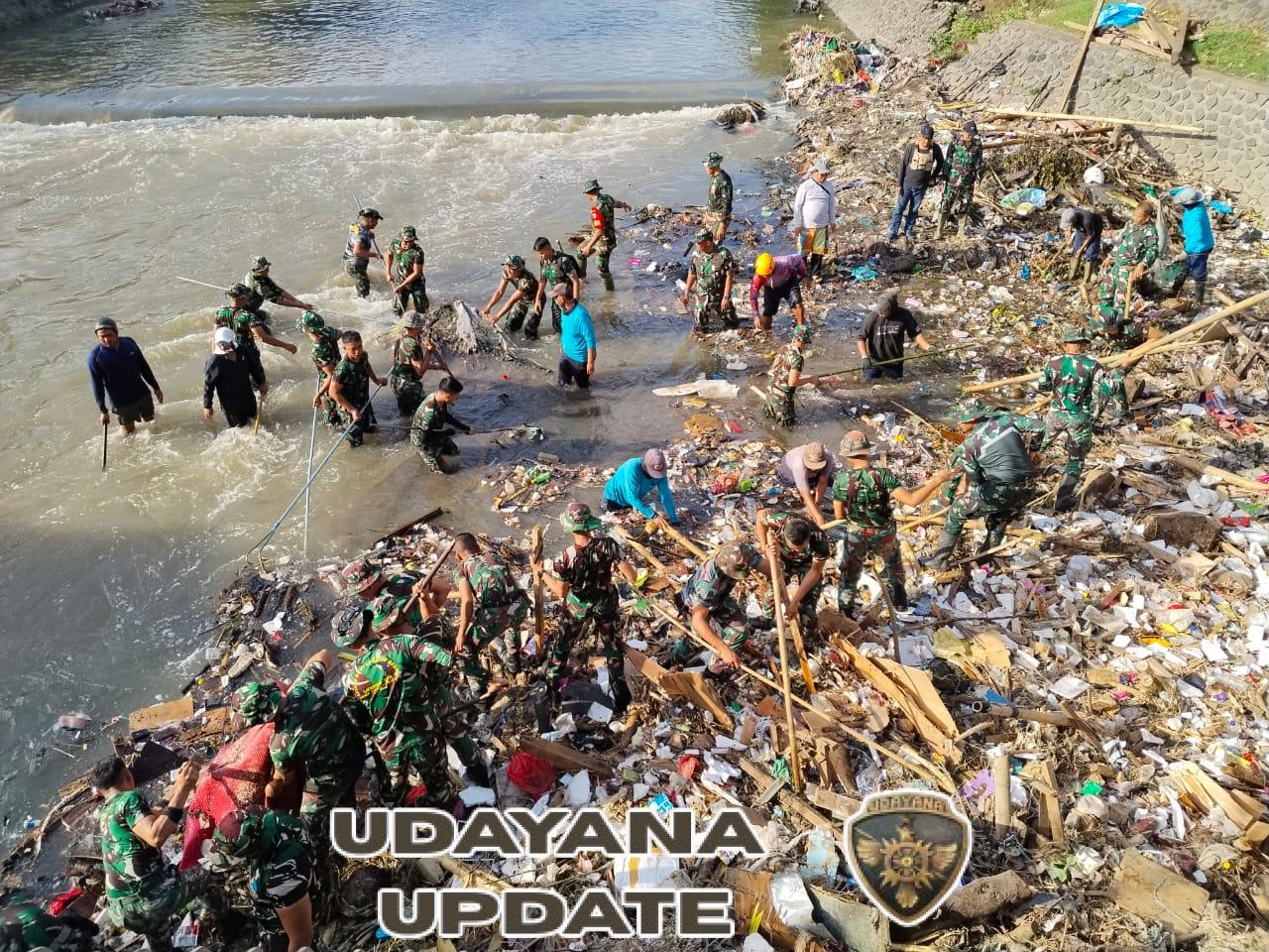 Sinergi TNI, Pemda, dan Masyarakat Pulihkan Lingkungan Pasca Bencana di Denpasar