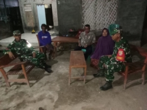 ‎Jaga Stabilitas Wilayah, Anggota Koramil Ropang Laksanakan Patroli Rutin