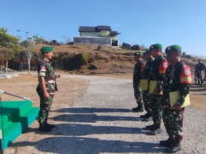 Dandim 1627/Rote Ndao Beri Apresiasi Kepada Babinsa Berprestasi