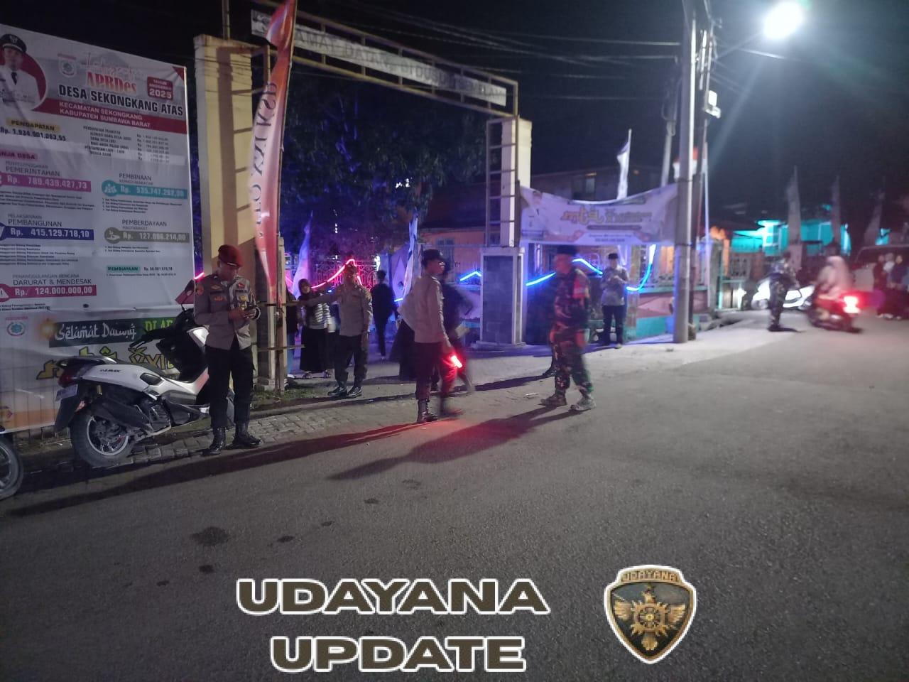 Babinsa Koramil 1628-02/Sekongkang Laksanakan Patroli Jaga Kamtibmas