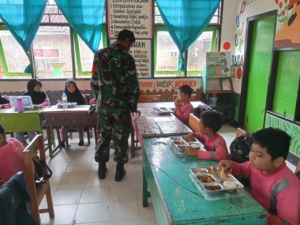 SPPG Mandiri Yayasan Samawi Cahaya Ummat Gelar Program Makan Sehat Bergizi di Brang Rea