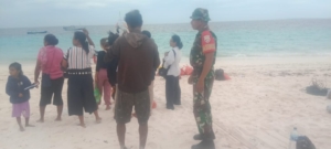 Babinsa Laksanakan Monitoring Keamanan di Pelabuhan Rakyat Ndao Nuse