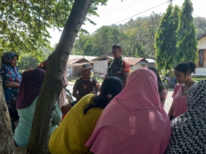 Kodim 1602/Ende Perkuat Keamanan Wilayah Lewat Dialog dengan Warga Desa Raterua