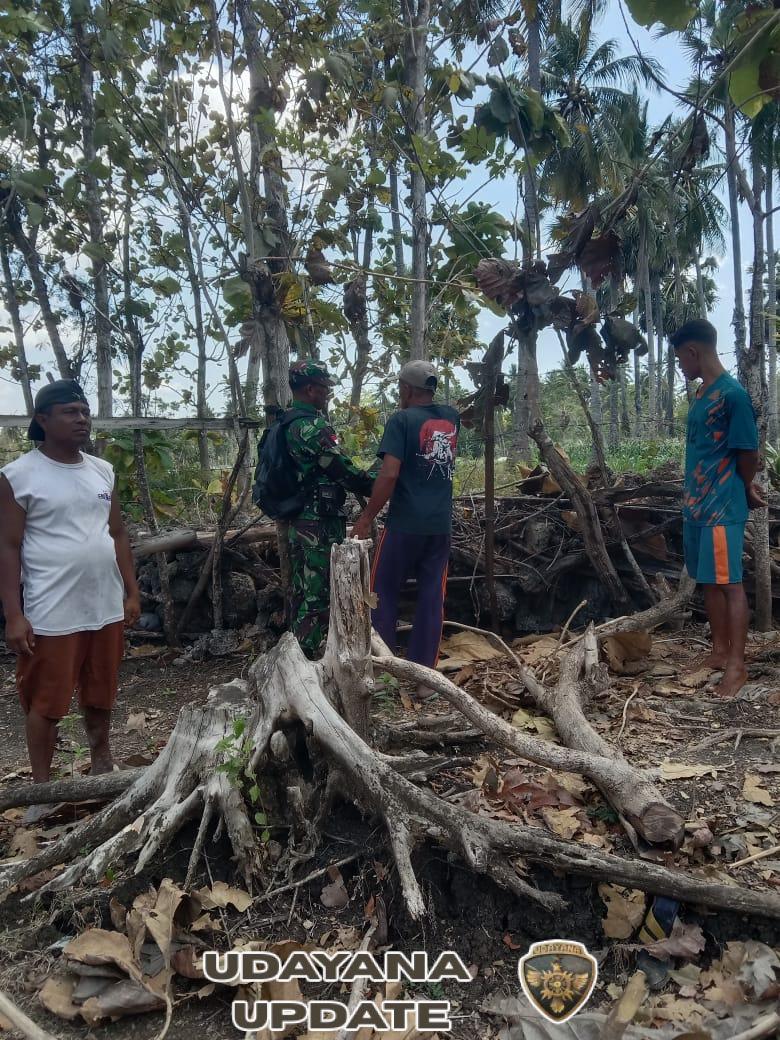 Babinsa Koramil 1627/03 Batutua Laksanakan Komsos dengan Petani di Desa Oebafok