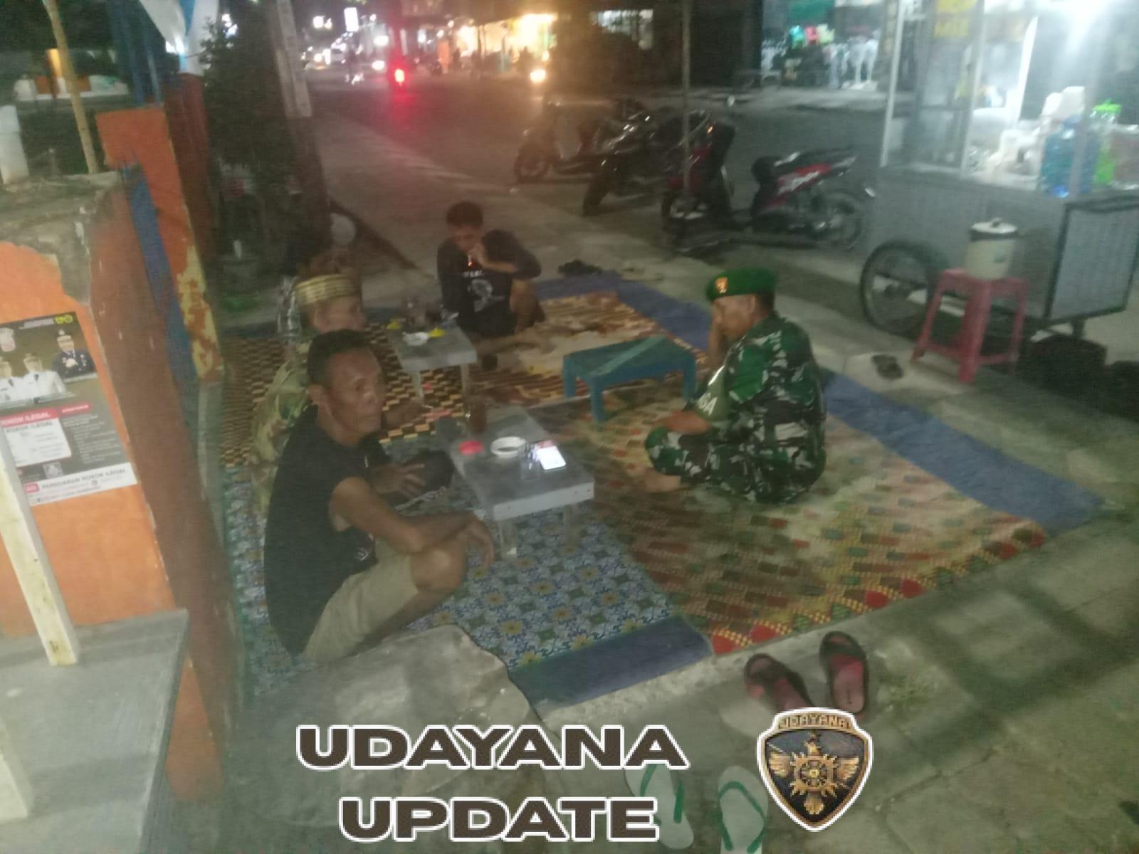 Babinsa Koramil 1628-01/Taliwang Intensifkan Patroli Malam Demi Kamtibmas