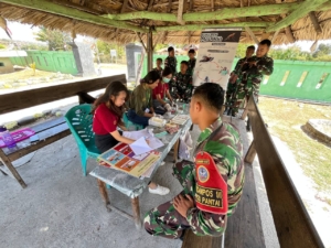 Pemeriksaan Rutin Satgas Pamtas di Oepoli Tengah untuk Jaga Kebugaran Personel