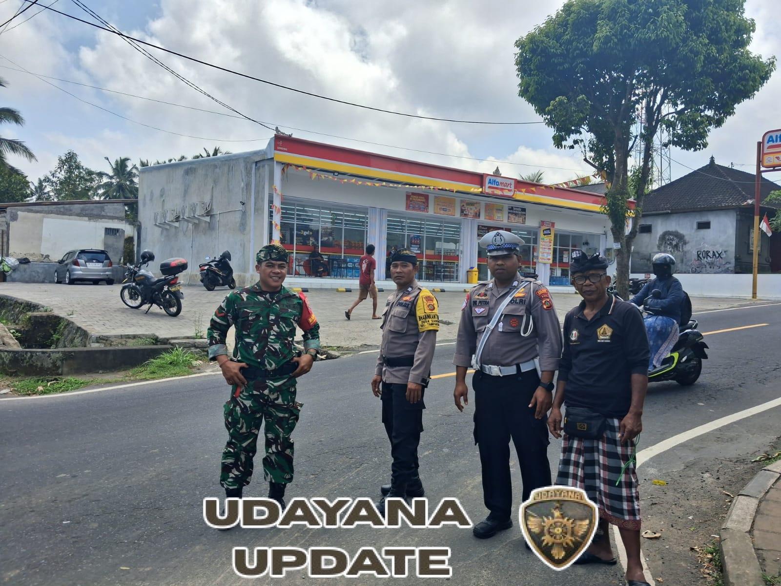 Babinsa Sanding Bersama Aparat Terkait Amankan Upacara Pitra Yadnya di Desa Adat Sanding