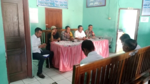 Babinsa Serakapi Hadiri Penerimaan Bhabinkamtibmas Baru, Perkuat Sinergi TNI-Polri