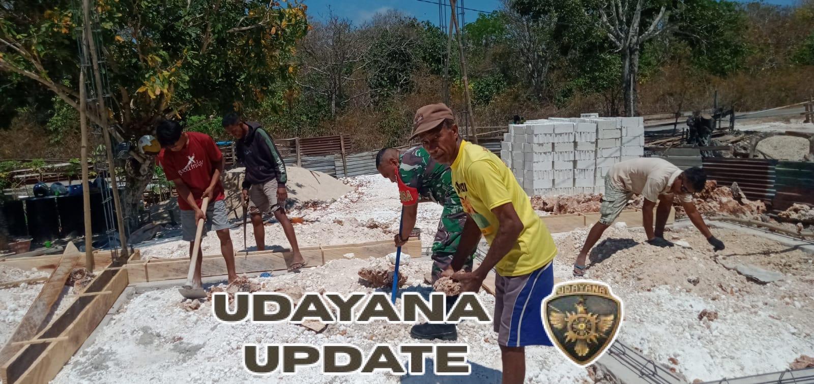 Babinsa Koramil 1627-01/Ba’a Ajak Warga Kerja Bakti di Kelurahan Mokdale