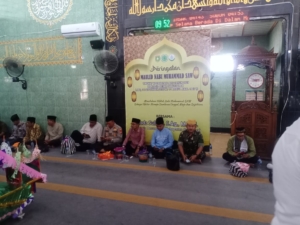 Hadir di Tengah Masyarakat, Koramil 1607-06 Lape Lopok Pererat Kebersamaan Melalui Peringatan Maulid Nabi