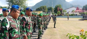 Kompi Senapan B Yonif TP834/WM, Polres Ende, Dishub Ende dan Satpol PP Ende lakukan Pengamanan Aksi Damai