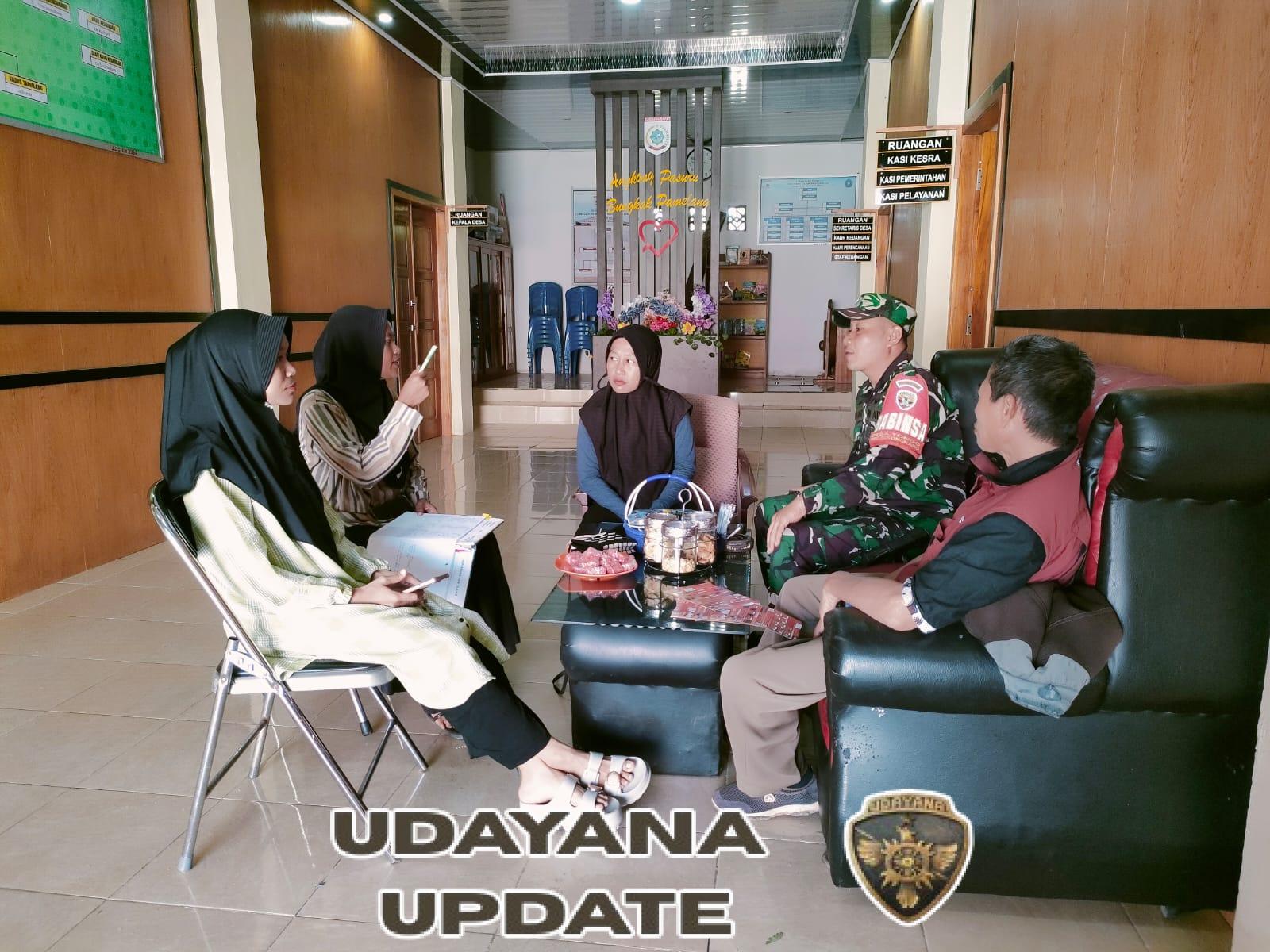 Babinsa Desa Tongo Sertu Lalu Edi Kz Dampingi Monitoring Penyaluran Bantuan Sosial