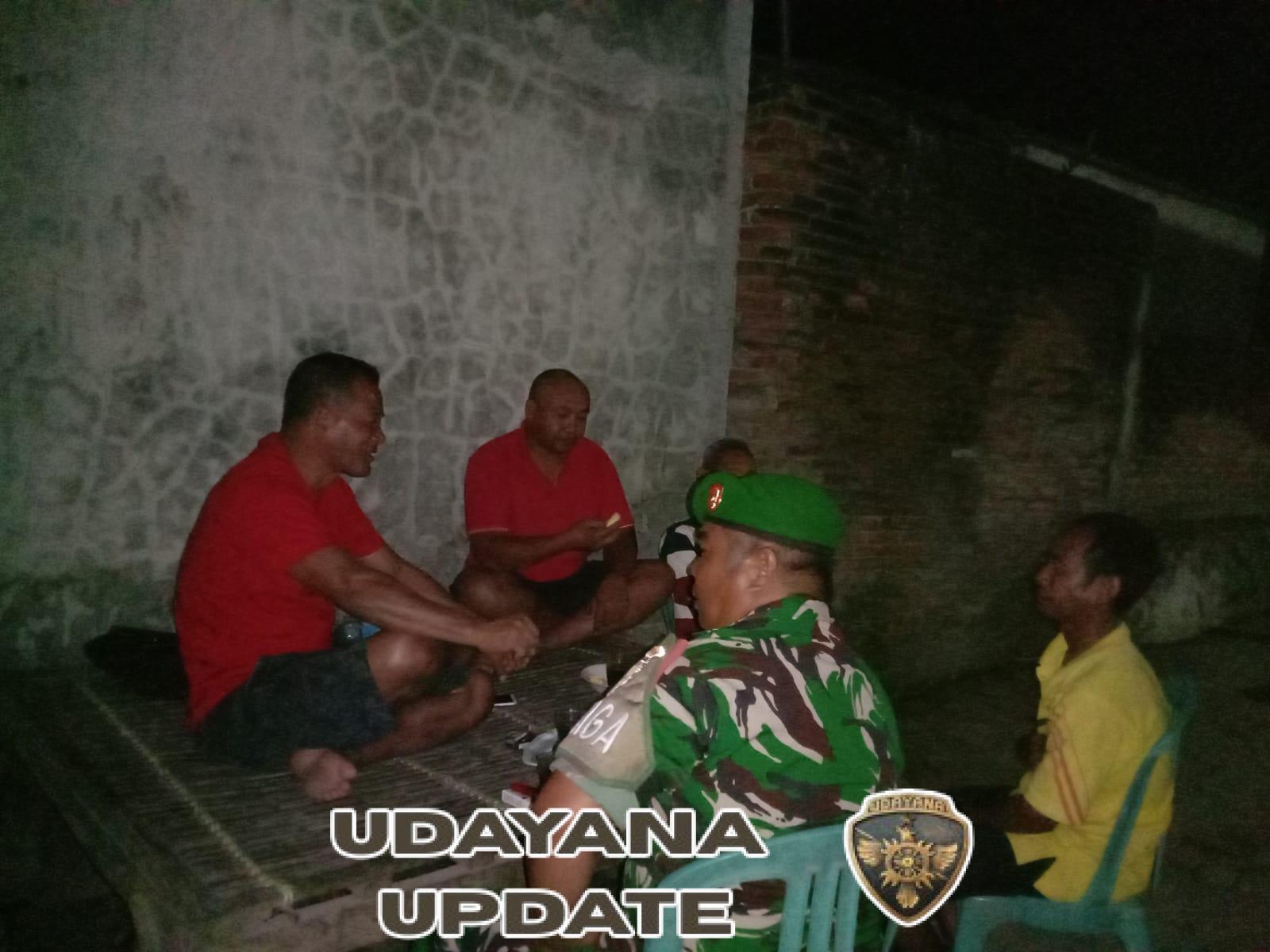 Babinsa Koramil 1628-03/Seteluk Laksanakan Patroli Malam, Pastikan Wilayah Tetap Kondusif