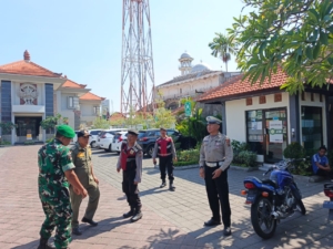 Muspika Seririt Gelar Patroli Gabungan, Kamtibmas Terjaga Kondusif