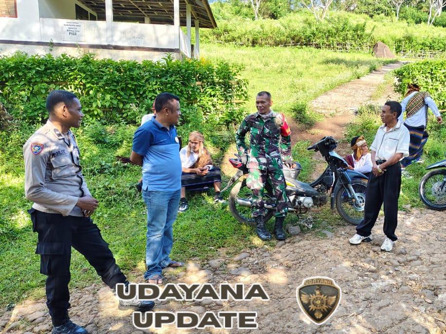Dekat dengan Rakyat, Babinsa Kodim 1602/Ende Dorong Warga Jaga Stabilitas Wilayah