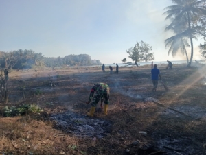 Babinsa Kodim 1602/Ende Aktif Laksanakan Pamwil dan Komsos di Wilayah Binaan
