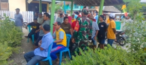 Babinsa Seteluk Tengah Hadiri Persiapan Pernikahan Warga sebagai Wujud Kepedulian