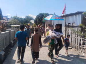 Kepedulian Dandim 1614/Dompu di Rumah Duka Babinsa Karombo