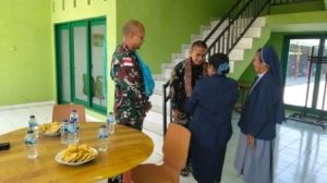 Sinergi Satgas Pamtas dan SMP S Putri ST. Xaverius: Bersama Mencetak Generasi Emas