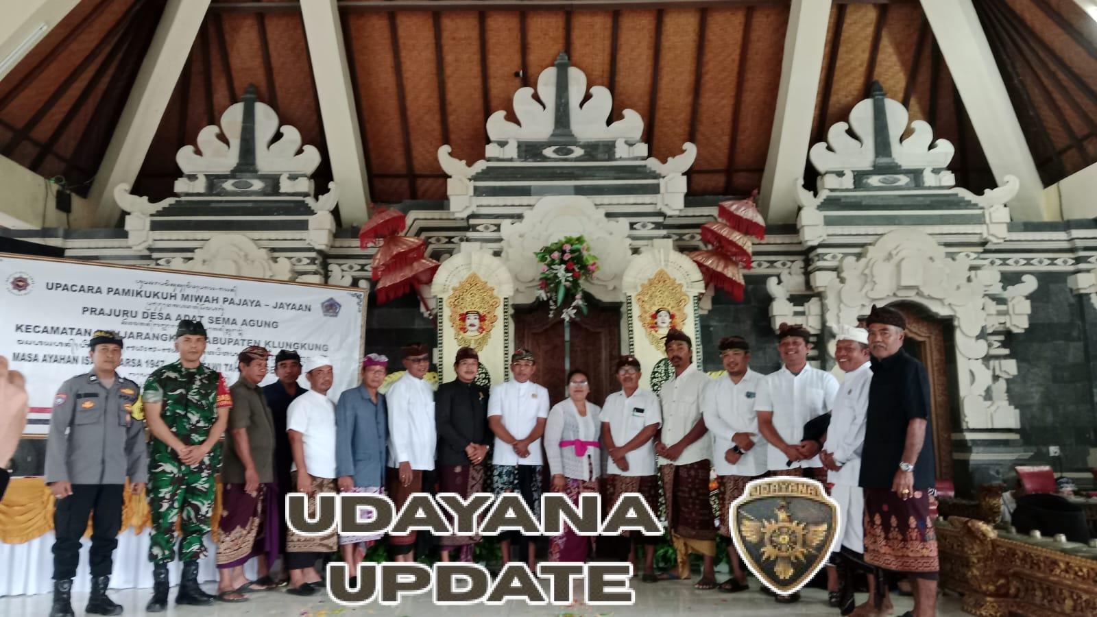 Kuatkan Sinergitas Lestarikan Adat, Babinsa Kodim Klungkung Atensi Pengukuhan Prajuru