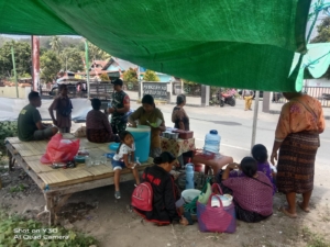 Babinsa Koramil 1602-01/Ende Perkuat Sinergi dengan Masyarakat Lewat Komsos