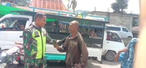 Babinsa Ende Perkuat Sinergi dengan Masyarakat Lewat Komsos di Desa Koanara