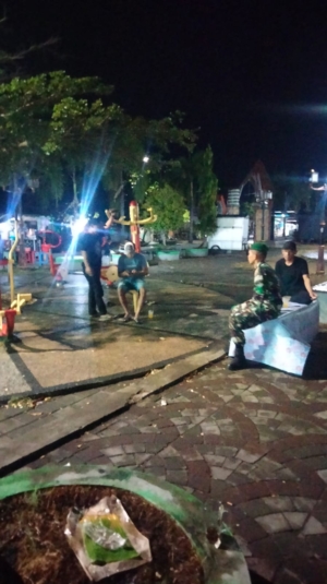 Babinsa Koramil 1628-01/Taliwang Laksanakan Patroli di Seputaran Tiang Nam