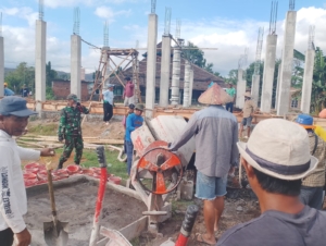 Babinsa Dorokobo Jadi Penggerak Gotong Royong Bangun Masjid
